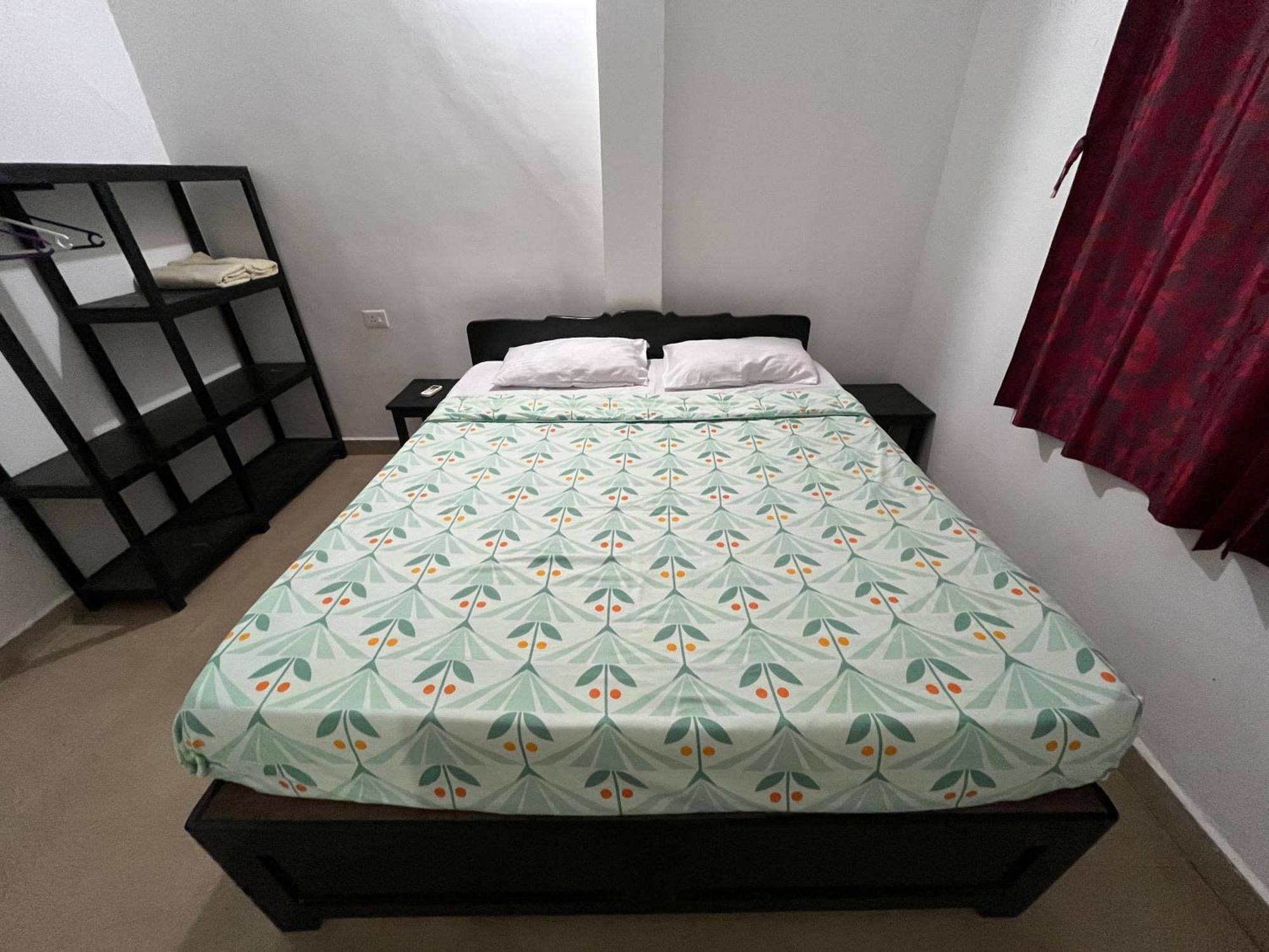 Hotel God'S Gift Morjim Esterno foto